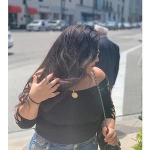 Meet your Posher, Jasmine